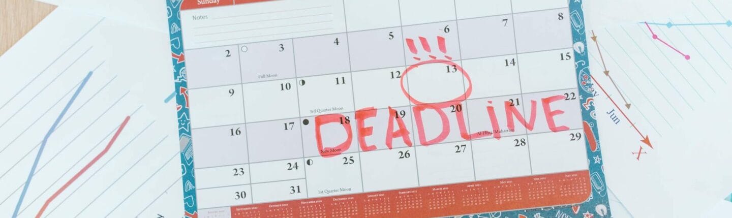 calendar with deadline reminder